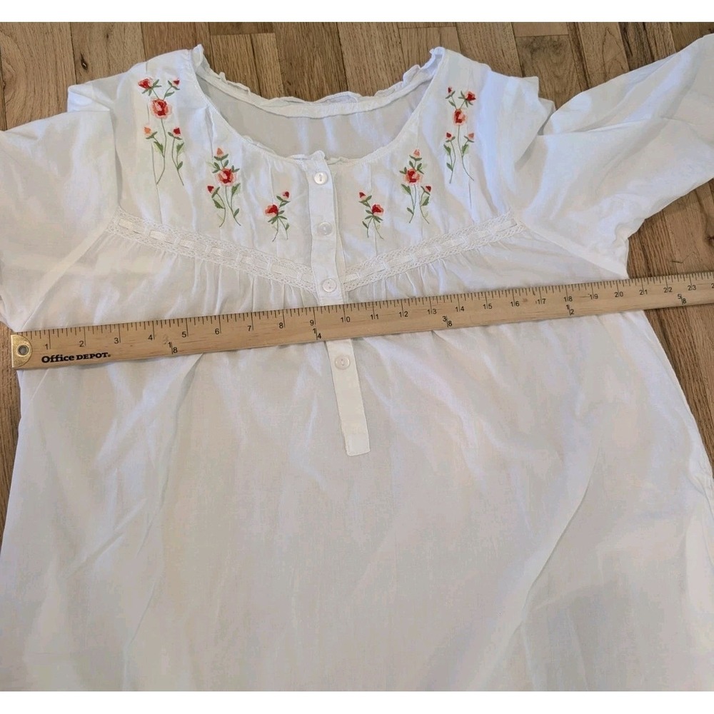 La Cera Long White Nightgown With Embroidery Embellishments Large 100% Cotton - Picture 4 of 16